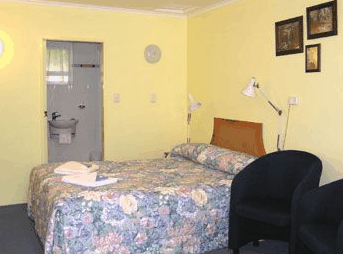 Tall Trees Motel - Kawana Tourism 1
