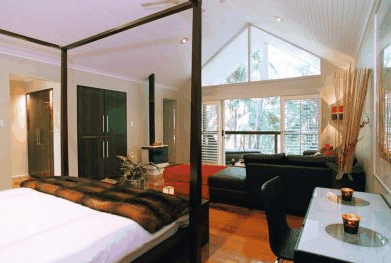 Songbirds Rainforest Retreat - Kawana Tourism