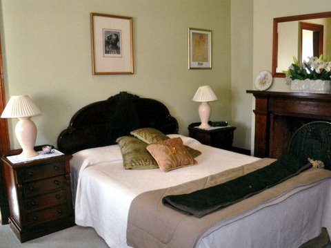 Victoria House Portland - Kawana Tourism 2