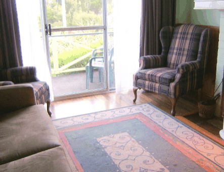 Lady Barron Holiday House - Kawana Tourism 4
