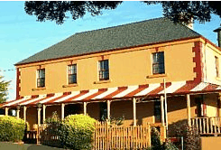 Meredith House - Kawana Tourism