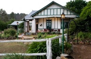 Balingup Rose Bed & Breakfast - Kawana Tourism 0