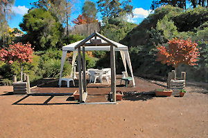 Ascot Holiday House - Kawana Tourism 1