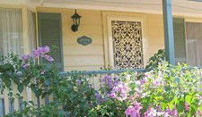 Glen Eden Cottages - Kawana Tourism 2