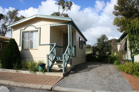 Woodcroft Park Caravan Park - Kawana Tourism 2