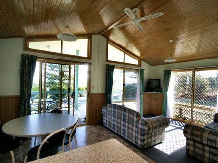 Forster Beach Holiday Park - Kawana Tourism 4
