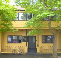 Centennial Lodge Student Accommodation - Kawana Tourism