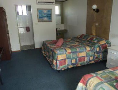 Woolgoolga Motor Inn - Kawana Tourism 0