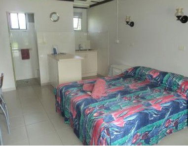 Woolgoolga Motor Inn - Kawana Tourism 1