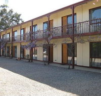 Central Motor Inn Wentworth - Kawana Tourism