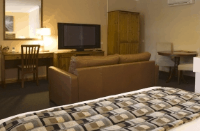 In Town Motor Inn - Kawana Tourism 3