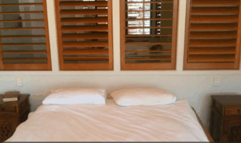 Seal Rocks House - Kawana Tourism 2