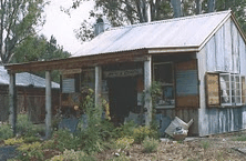 The Slab Hut Samford Art & Craft - Kawana Tourism 1