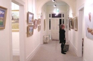Australian Guild Of Realist Artists - Kawana Tourism 0