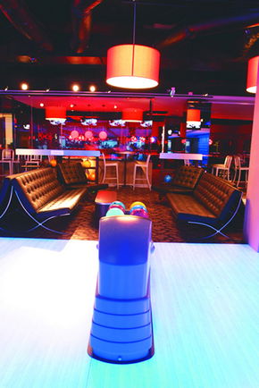 Strike Bowling Bar - Bayside - Kawana Tourism 3