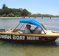 Swan Boat Hire - Kawana Tourism
