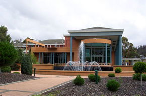 Country Club Tasmania - Kawana Tourism 3