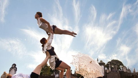 Vulcana Women's Circus - Kawana Tourism 2