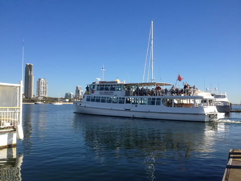 Brisbane Cruises - Kawana Tourism 1
