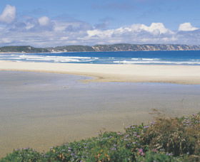 Wilson Inlet Heritage Walk Trail - Kawana Tourism 0