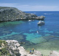 Fish Hook Bay - Kawana Tourism