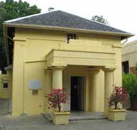 Francis Burt Law Education Centre and Museum - Kawana Tourism