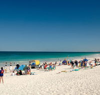 Mullaloo Beach - Kawana Tourism