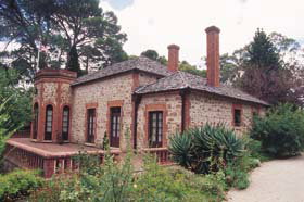 Old Government House - Kawana Tourism 0