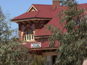 Moonta Tourist Office - Kawana Tourism 0