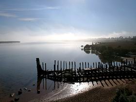 Old Number Four Barge - Kawana Tourism 0