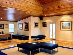 Pikes Wines - Kawana Tourism 0