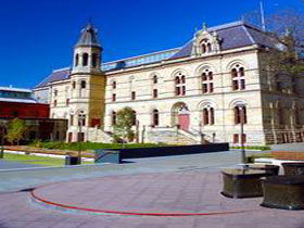 Adelaide University SA Kawana Tourism