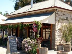 Reilly's Wines And Restaurant - Kawana Tourism 0