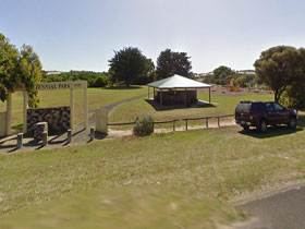 Centennial Park Beachport - Kawana Tourism 0