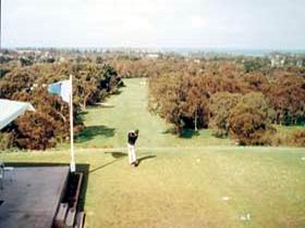 Victor Harbor Golf Club - Kawana Tourism 0