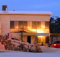 Mt Surmon Wines - Scarlattis Gallery - Kawana Tourism