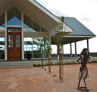 ArtWine Cellar Door - Kawana Tourism