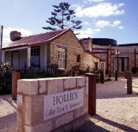 Hollick Winery And Restaurant