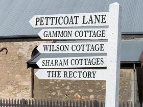 Walk With History At Penola - Kawana Tourism 0