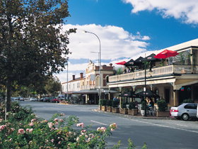 Adelaide City SA Kawana Tourism