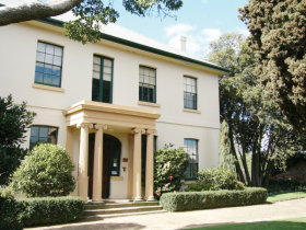 Franklin House - Kawana Tourism 0