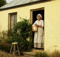 Grannie Rhodes' Cottage - Turn The Key Of Time - Kawana Tourism