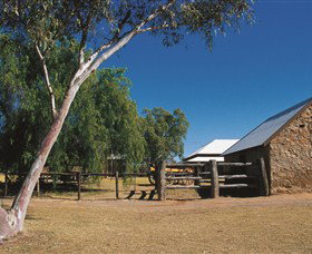 Alice Springs Telegraph Station Historical Reserve - Kawana Tourism 0