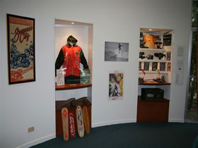 Surf World Gold Coast - Kawana Tourism 0