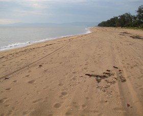 Forrest Beach - Kawana Tourism 0