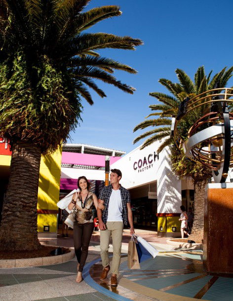 Harbour Town Outlet Shopping Centre - Kawana Tourism 4