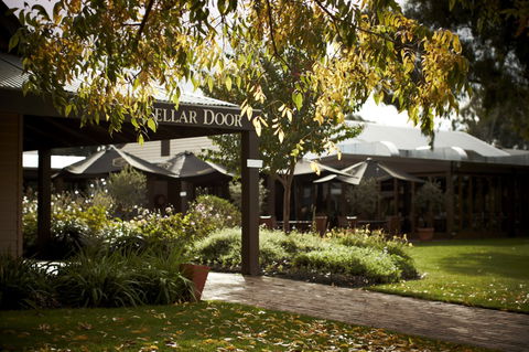 Brown Brothers Milawa Vineyard - Kawana Tourism 2