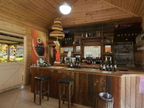 Munari Wines - Kawana Tourism 1