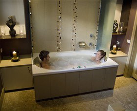 Daylesford Day Spa - Kawana Tourism 0