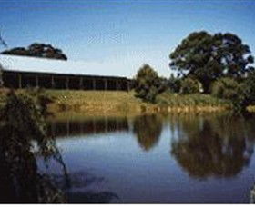 St Anne's Vineyard - Kawana Tourism 0
